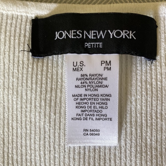 Jones New York Silk Jacket with Sleeveless Top - Picture 9 of 12